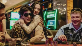 Anora: le ispirazioni reali dietro il film di sean baker