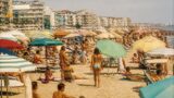 Abbronzatissimi stasera su Cine34: cast e trama