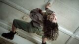 Evil dead: burn scena post-credit e significato spiegato dal regista