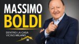 Massimo Boldi dentro la casa vicino Milano
