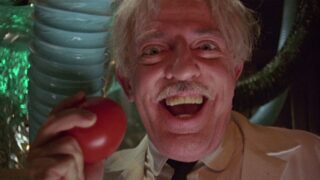 Attack of the killer tomatoes sequel: poster succosi e data di uscita al cinema
