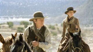 Tommy lee jones western che conquista le classifiche streaming e attira i fan lentamente ma in modo forte