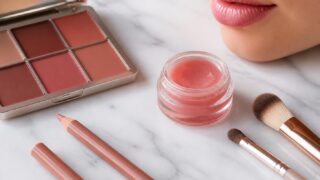 Aurora Ramazzotti smentisce il filler con un tutorial