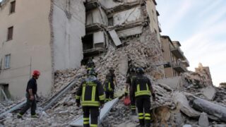 Ex tronista salva dal crollo di una palazzina a Messina